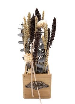 Sofisticado centro de flor seca en tonos marrones y naturales