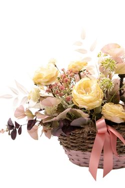Sofisticado cesto floral artificial