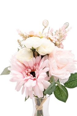 Suave bouquet artificial con Gerberas y Peonías en rosa claro