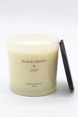 Vela XL Premium. Orquídea preta e lírio. Coleção Boutique CERERIA MOLLA 1899. Feito à mão. +/- 80 horas