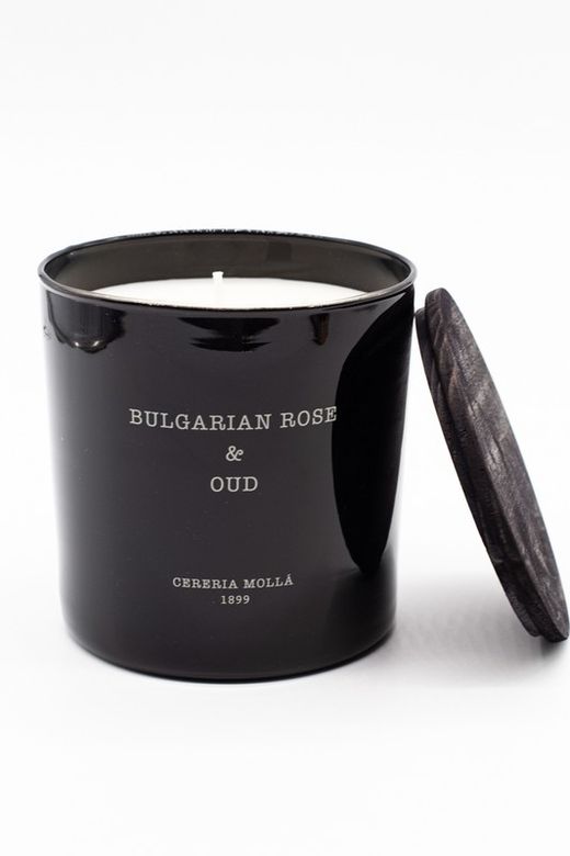 Vela XL Premium. Rosa búlgara & Oud. Coleção Boutique CERERIA MOLLA 1899. Feito à mão. +/- 80 horas
