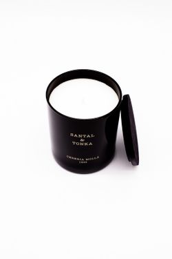 Vela premium de 230 grs. Santal&Tonka. Coleção Boutique CERERIA MOLLA 1899. Feito à mão. +/- 50 horas