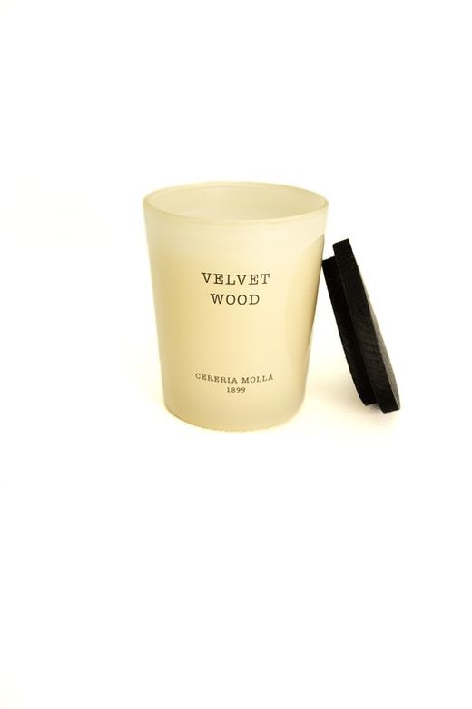 Mini Vela Premium 70Grs. Madeira de veludo. Coleção Boutique CERERIA MOLLA 1899. Feito à mão. +/-50 horas