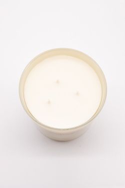 Vela Premium XL. Cedro marroquino. CERERIA MOLLA Coleção Boutique 1899. Feito à mão. +/- 80 horas