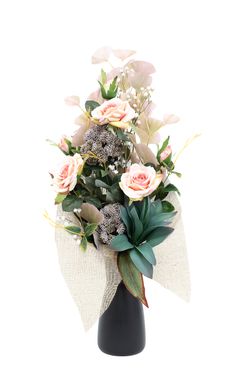 Versátil ramo de cementerio con toques rosados