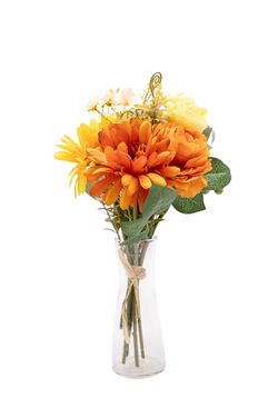 Vibrante bouquet artificial en tonos naranjas y amarillos