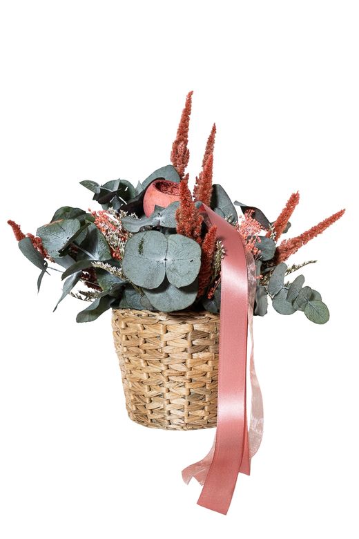 Vibrante centro de flores secas y preservadas en colores rosa